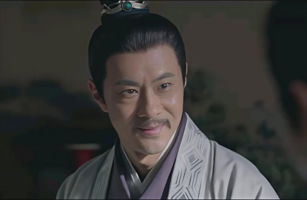 闪牛 《藏海传》邵汶：是上海交大学霸，为照顾患癌父母，他50岁仍单身