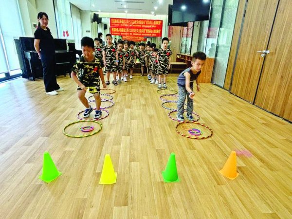 博泰配资 “神兽”出笼？公益课堂接招